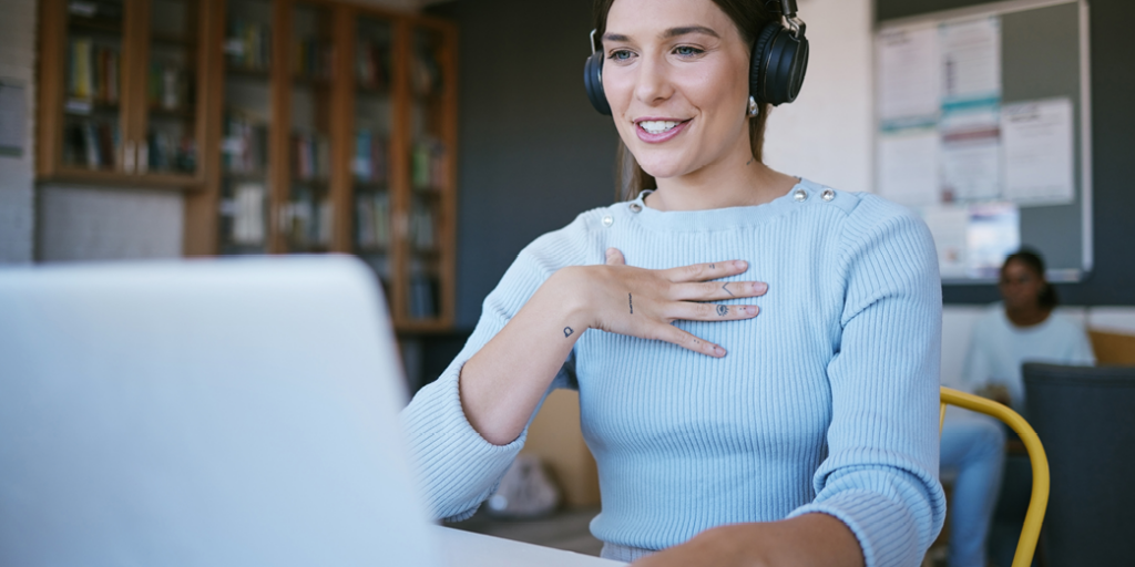 woman on computer learning