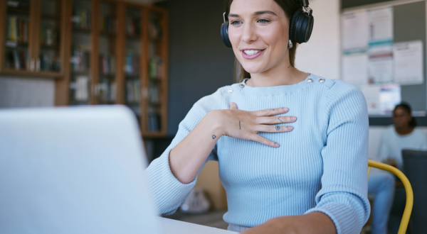 woman on computer learning